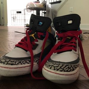 KIDS SPIZIKE JORDANS